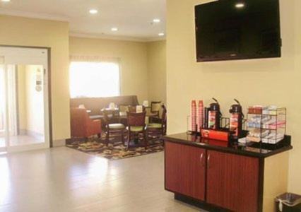Quality Inn Leesville Exterior photo