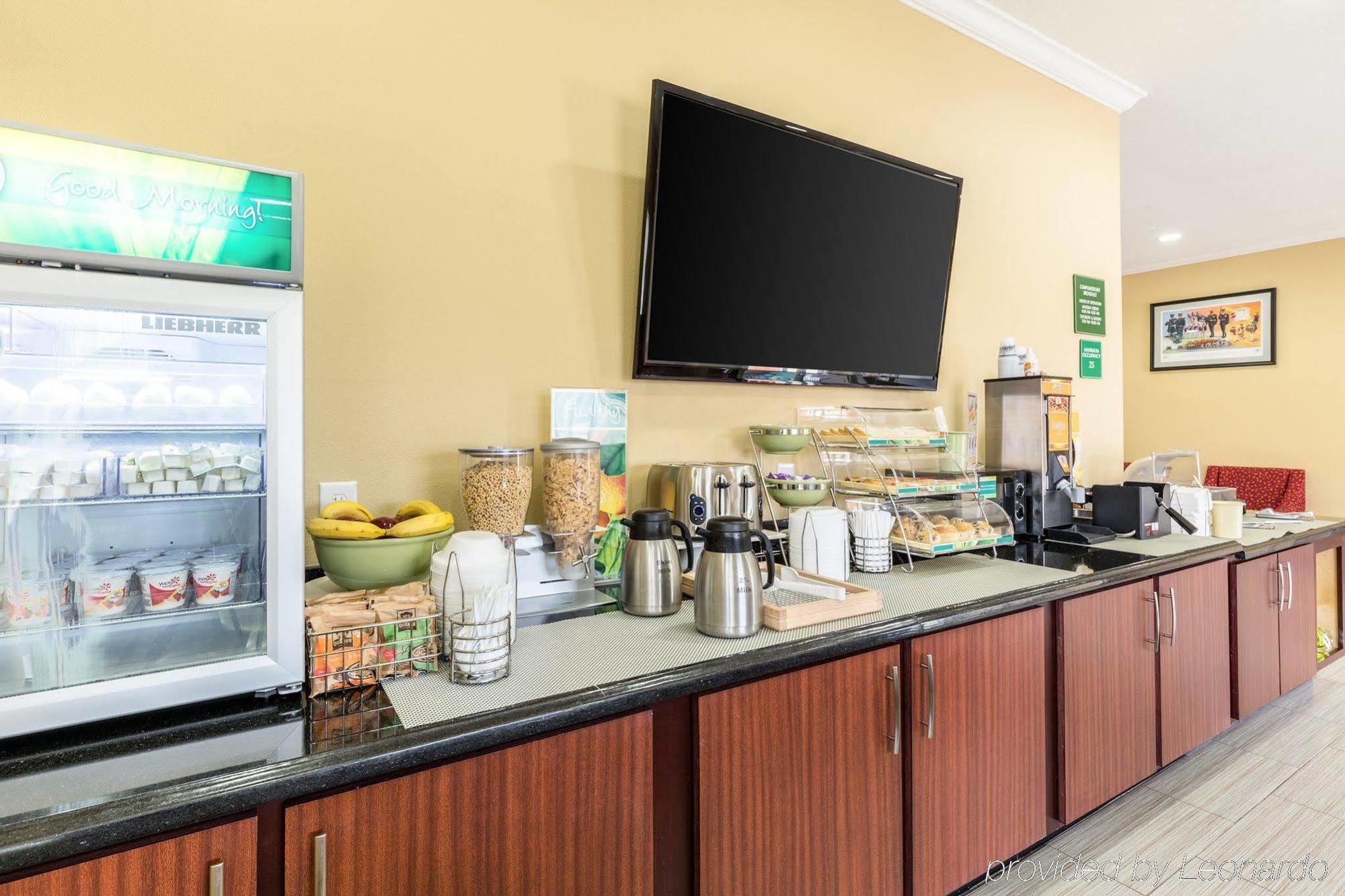 Quality Inn Leesville Exterior photo