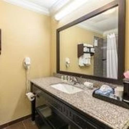 Quality Inn Leesville Exterior photo